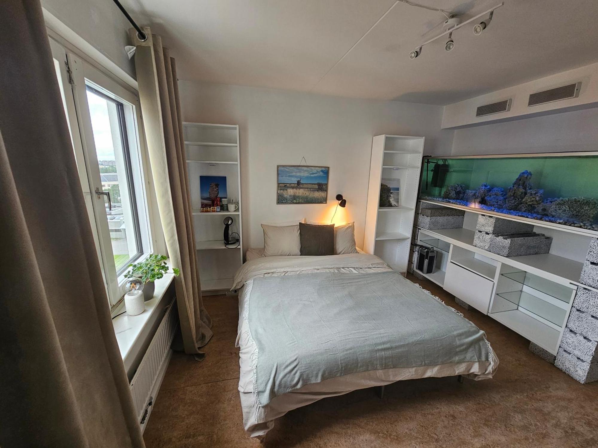 Central Room With Private Entrance And Ensuite Bathroom Stockholm Exteriör bild