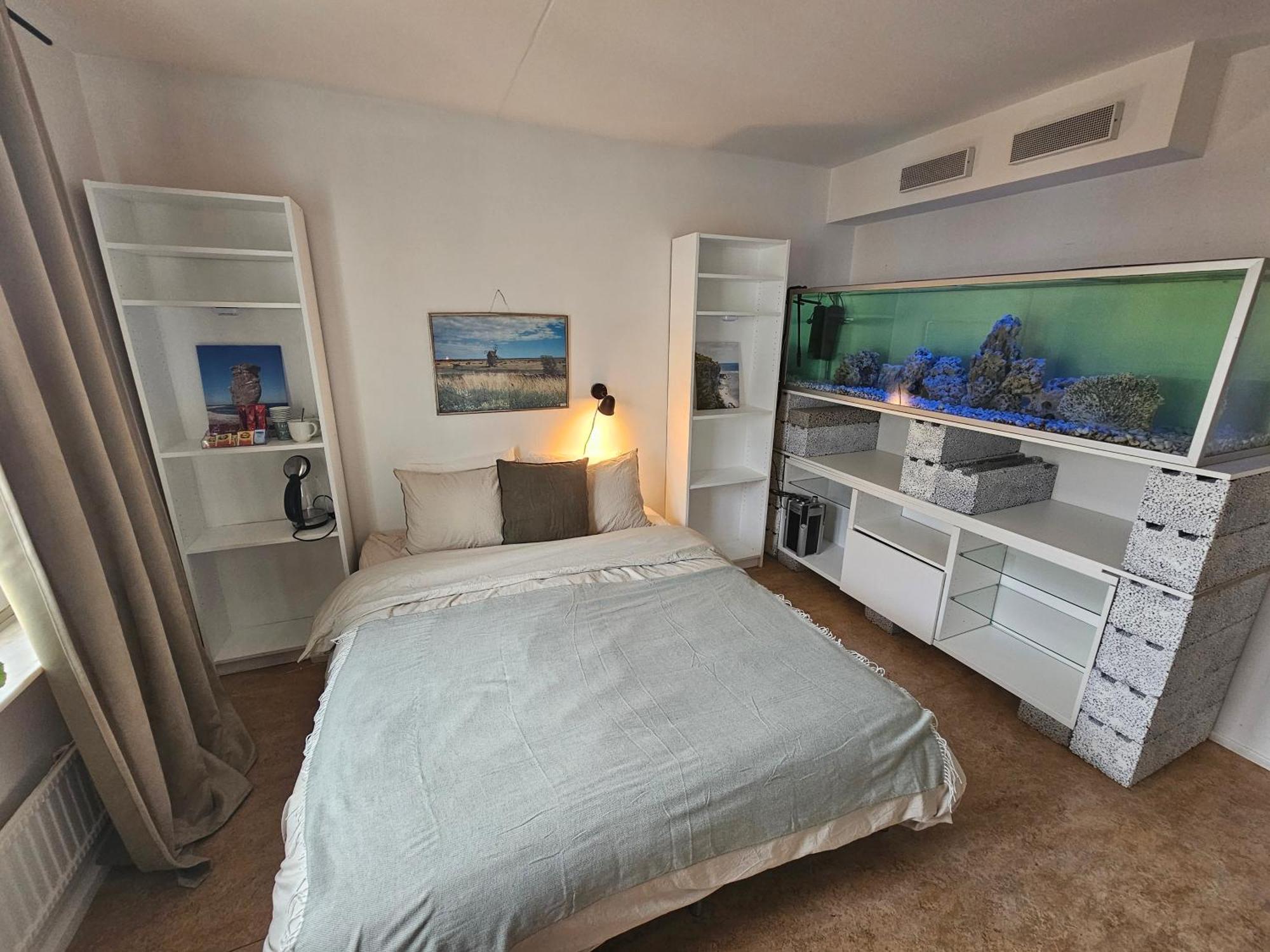 Central Room With Private Entrance And Ensuite Bathroom Stockholm Exteriör bild